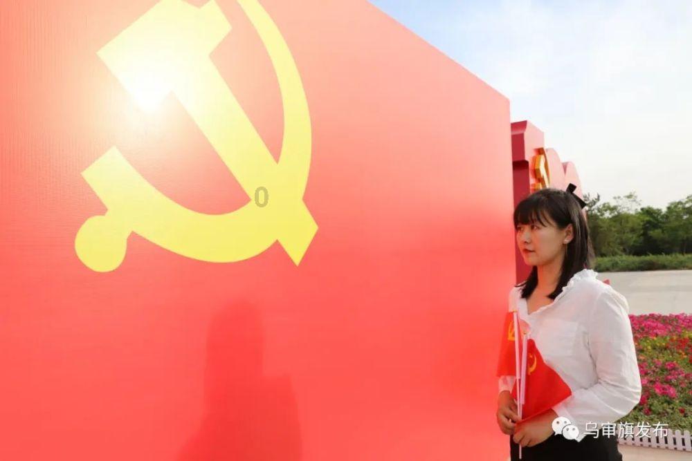 这里曾是武汉最繁华的商业区，如今清冷不少，几乎是没有游客