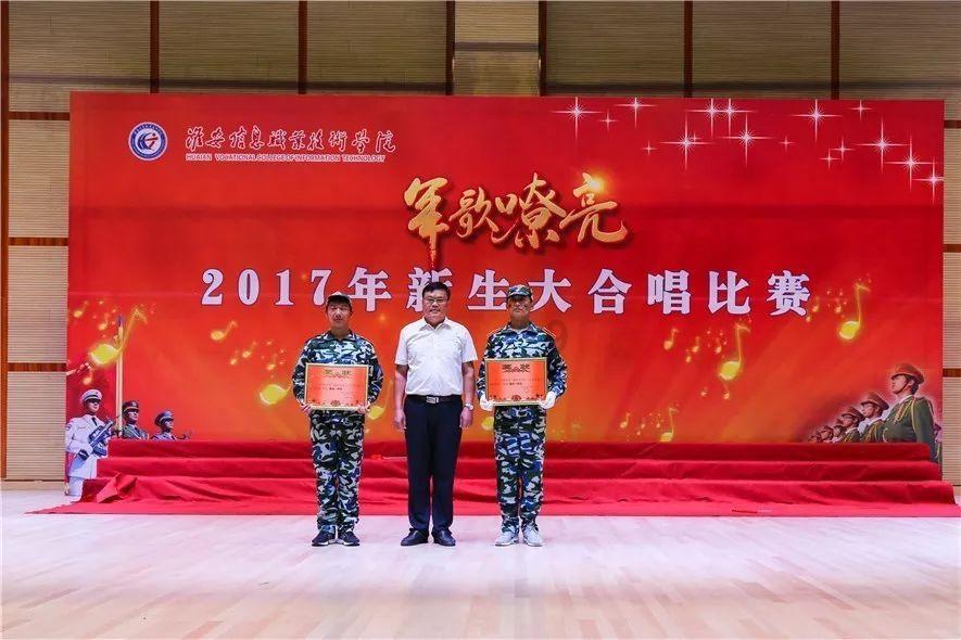 时尚的模特们